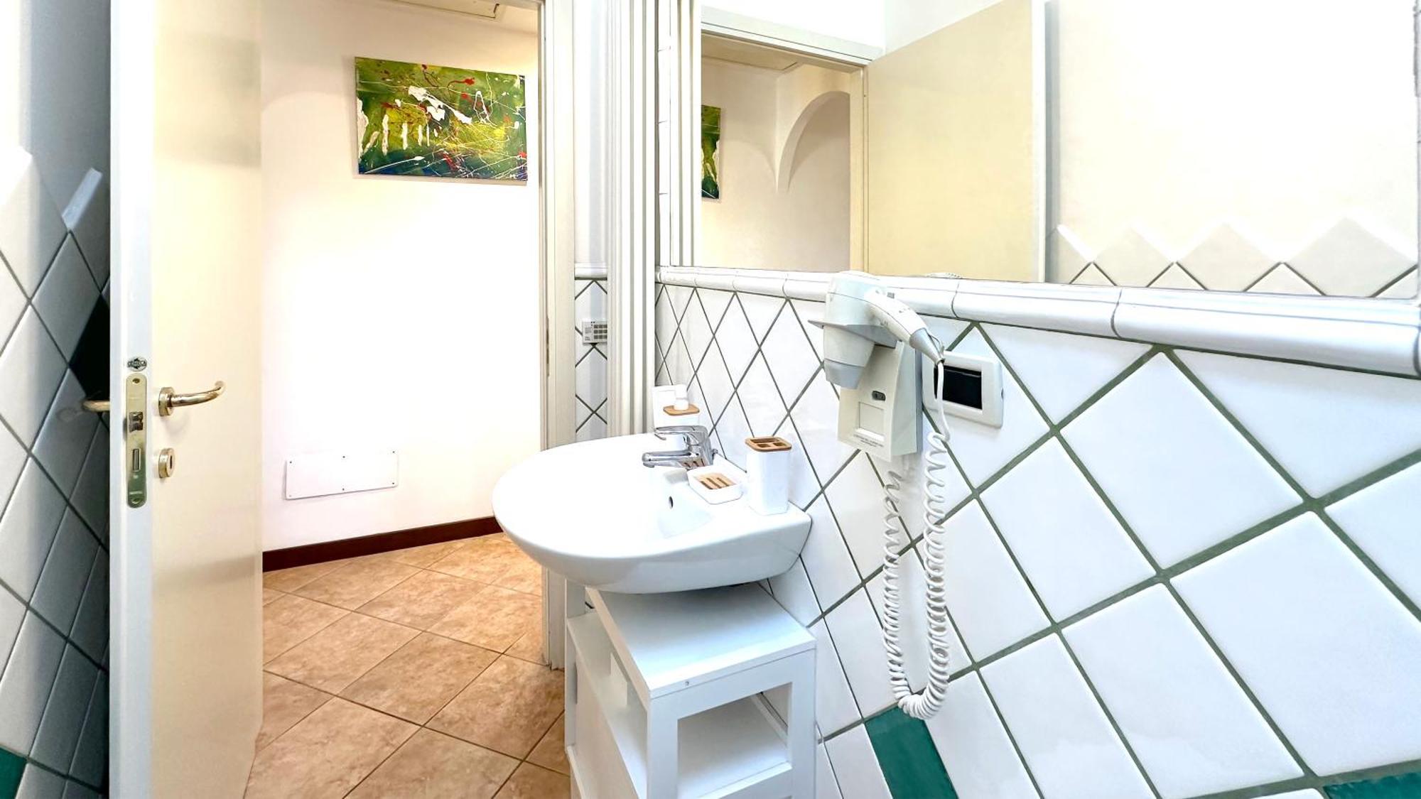Int 4 - Suite Edoardo By Residence San Luca Bolonya Dış mekan fotoğraf